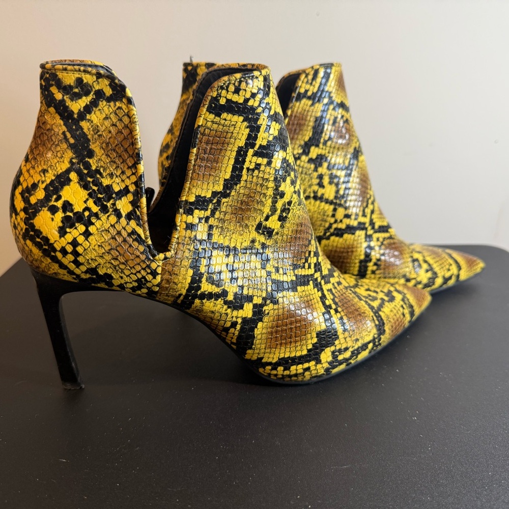 Zara Yellow Snake Print Heels